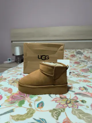 Stivali UGG Classic Ultra Mini Marroni