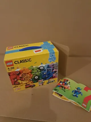 Lego Classic 10715 Scatola con Ruote