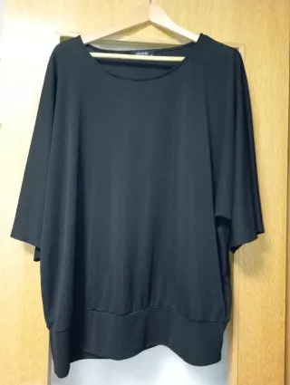 Blusón negro Couchel talla