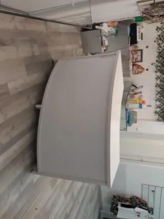 Escritorio curvo blanco