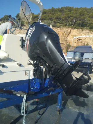 Motor Suzuki fueraborda DF80 año2014 Despiece