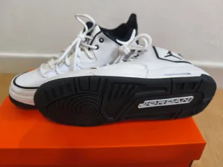 Zapatillas Jordan Blancas Talla 39