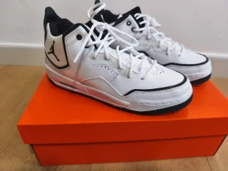 Zapatillas Jordan Blancas Talla 39