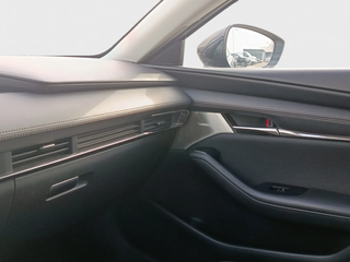 ¡SIN ENTRADA! MAZDA 3 OCTUBRE 2021