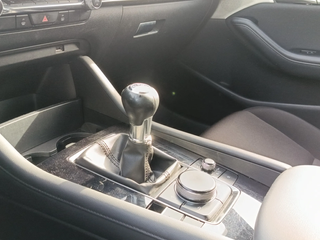 ¡SIN ENTRADA! MAZDA 3 OCTUBRE 2021