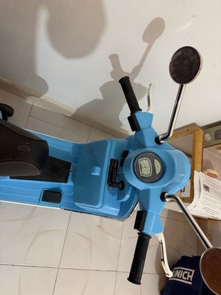 Moto Vespa Eléctrica Azul 12V