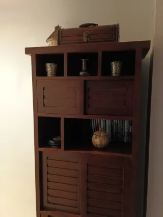 Aparador y Librería de Madera Maciza.