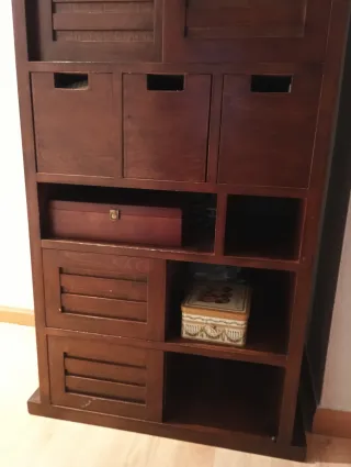 Aparador y Librería de Madera Maciza.