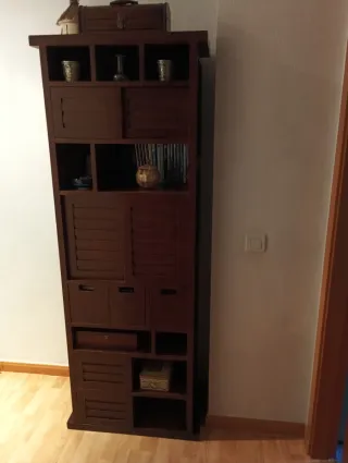 Aparador y Librería de Madera Maciza.