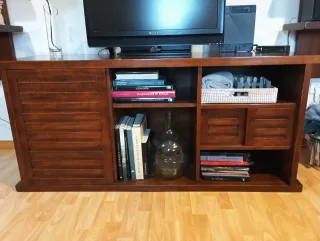 Aparador y Librería de Madera Maciza.