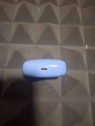 Funda cargador para cascos inalámbricos