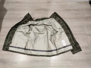 Chaquetón boscoso pixelado Talla M + Pantalón inte