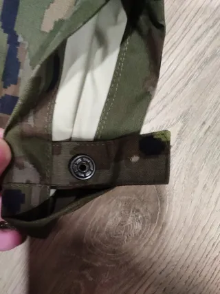 Chaquetón boscoso pixelado Talla M + Pantalón inte