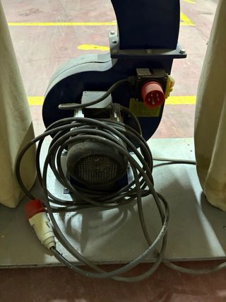 Aspirador de serrín trifásico