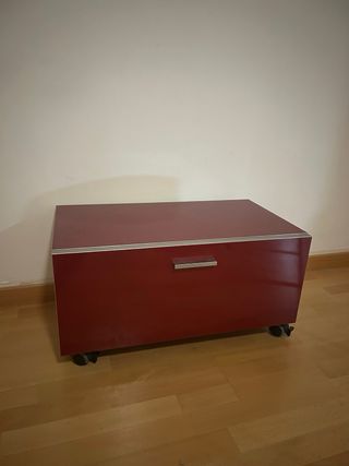 Mueble auxiliar con ruedas