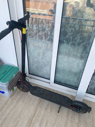 Patinete eléctrico en buen estado