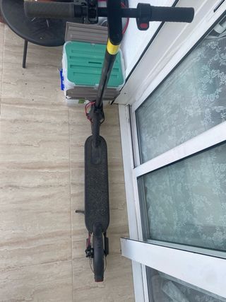 Patinete eléctrico en buen estado