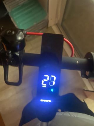 Patinete eléctrico en buen estado