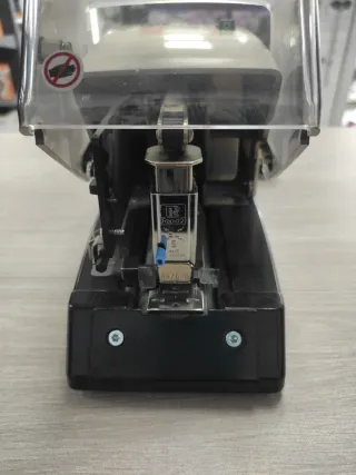 Grapadora Eléctrica Rapid 100