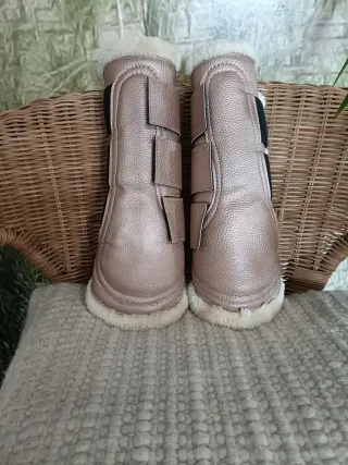 Protecciones caballo borreguillo HKM