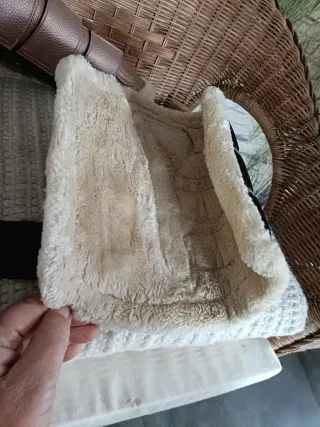 Protecciones caballo borreguillo HKM