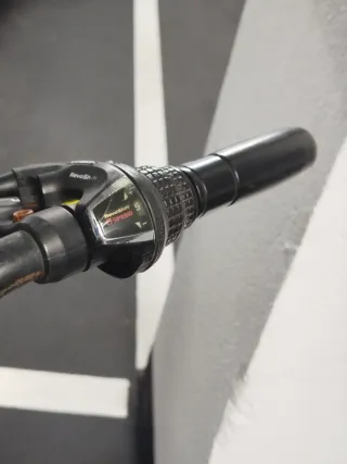 Bicicleta plegable de aluminio.