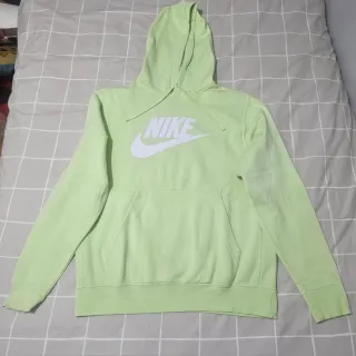 Sudadera Nike con capucha
