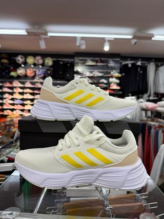 Adidas Galaxy 6 W Blancas y Amarillas