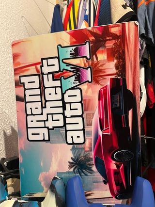 Playstation 5 con cubierta GTA 6