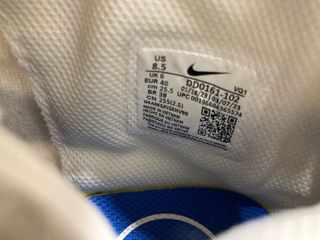 Zapatillas Nike Blancas y Azules