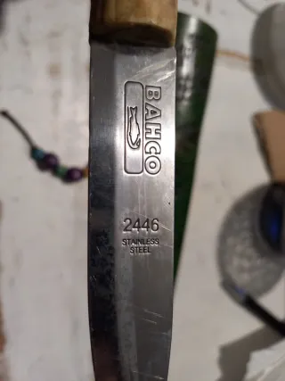 Cuchillo Bahco con funda de cuero