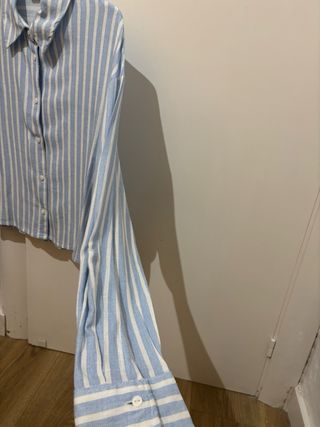 Camisa Rayas Azul y Blanco stradivarius