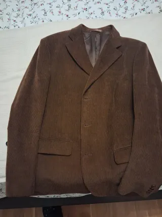 Americana de pana marrón