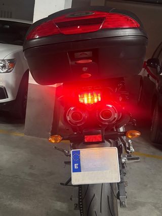 Yamaha FZ6 S 2005 27.500 km