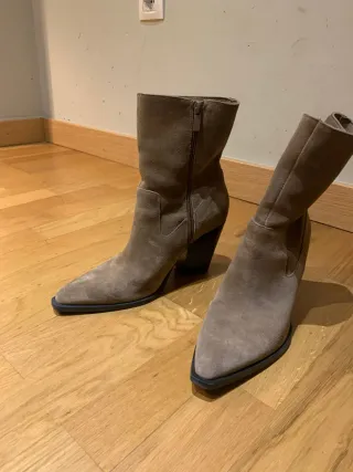 Botines de mujer tacón punta fina