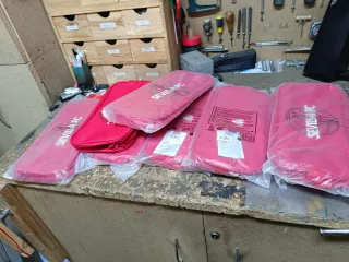 8 Neceser Sevilla FC Rojos