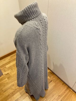 Vestido Massimo Dutti punto trenzado lana