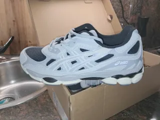 Asics Gel-Nyc Talla 41.5 Nuevas