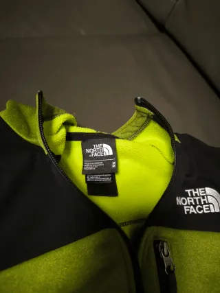 Chaqueta The North Face verde y negra Talla m niño