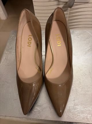 Zapatos Lodi Tacon Marrones Talla 39