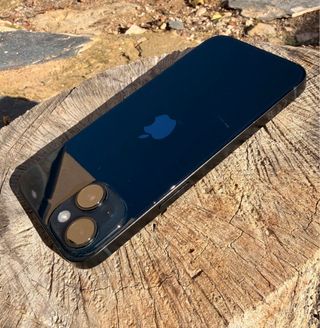 iPhone 14 128GB Medianoche