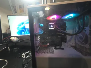 Torre PC Gamer i9 32GB RAM Blanca