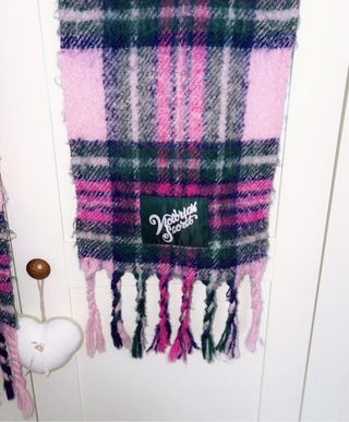 Bufanda Victoria's Secret cuadros rosa y verde
