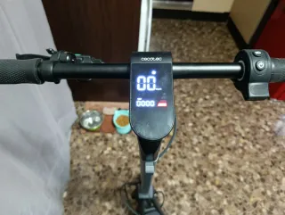 Patinete Eléctrico Cecotec Bongo XL uso de 7 veces