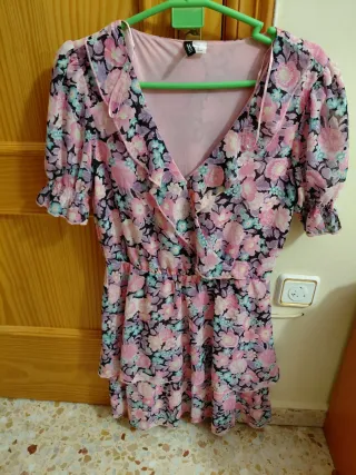Vestido floral volantes talla L