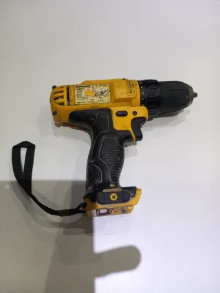 Taladro Dewalt DCD 710