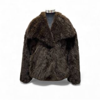 Abrigo pelo sintético marrón