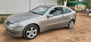 Mercedes-Benz Clase C 2003