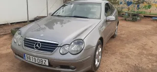 Mercedes-Benz Clase C 2003