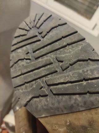 Botines piel marrón, interior lana 43 hombre